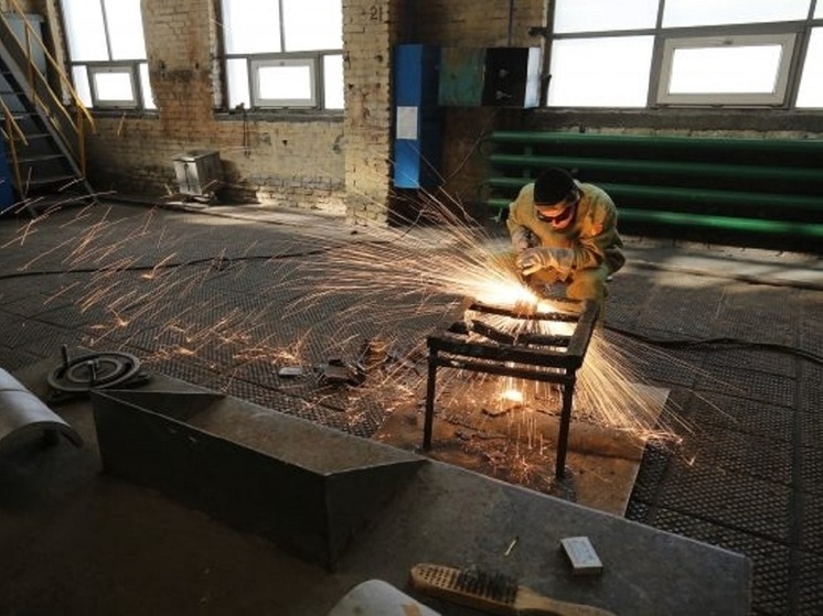 На волгоградском предприятии выявили нарушения правил охраны труда