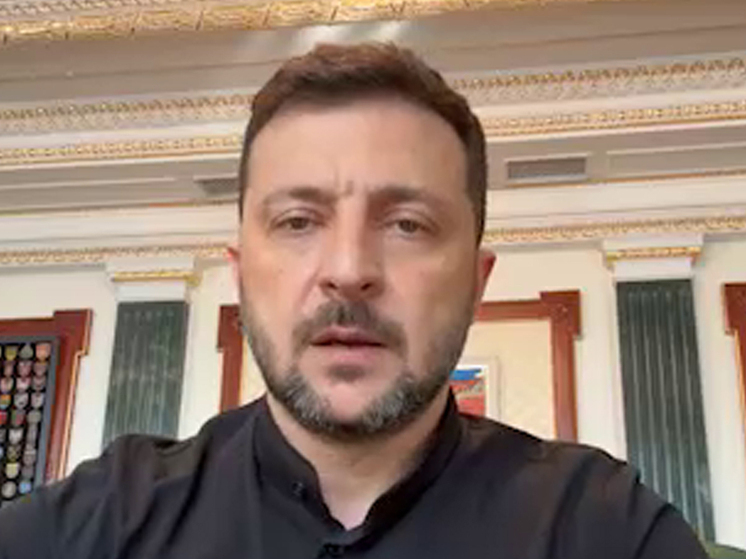 Зеленский обвинил Россию в затягивании украинского конфликта