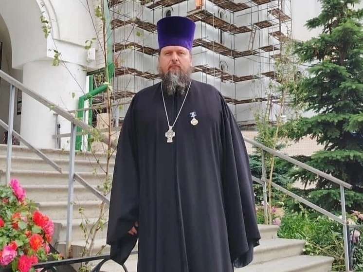 Протоиерею Гривину вручили медаль святителя Василия Рязанского II степени