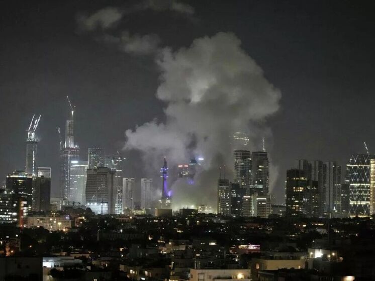 Иран начал четвертую волну ракетных ударов по Израилю - СМИ