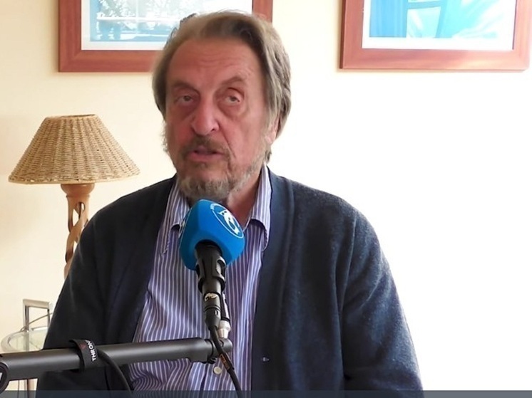 Musk's father: The West is scaring the population with an imaginary Russian threat