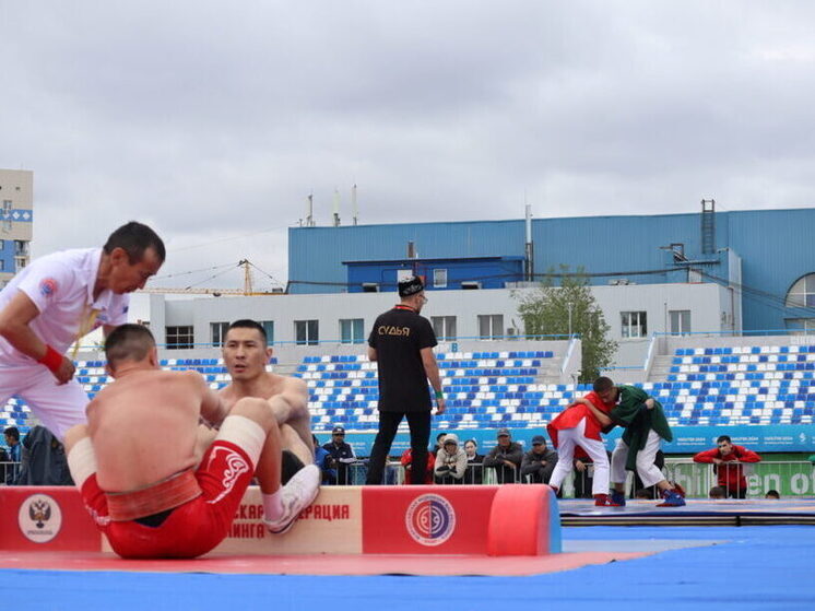 В Якутске стартовали федеральные соревнования по мас-рестлингу и корэшу с крупными призами