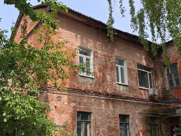 В калужском аварийном доме пришлось работать криминалистам