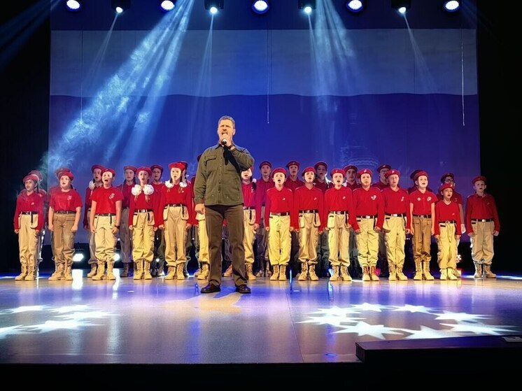 В селе Приморья юнармейцы выступили на фестивале детства и юности