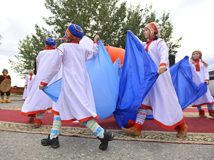 В Ловозере стартовали 39-е традиционные Саамские игры