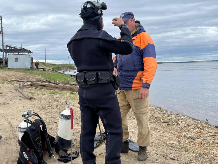  Продолжаются поиски пропавшего мужчины в Намском районе силами водолазов