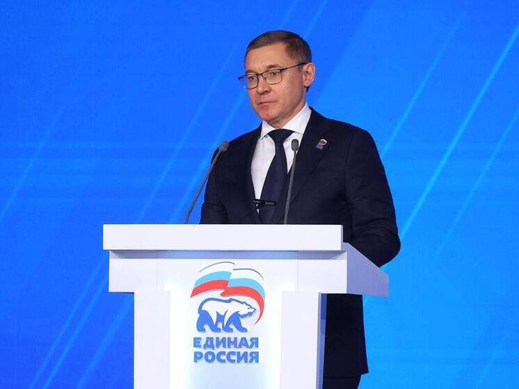 Губернатор Смоленской области поздравил Владимира Якушева с Днём рождения