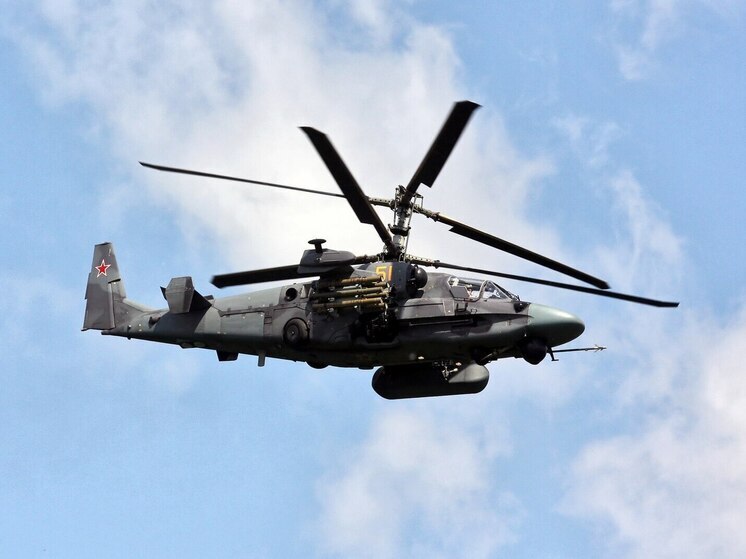 Минобороны РФ: вертолет Ка-52М уничтожил блиндаж ВСУ с личным составом