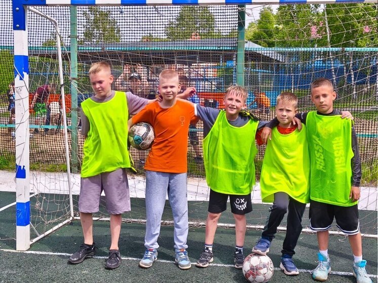 В хабаровском лагере стартовала спартакиада «Локобол-ДОЛ»