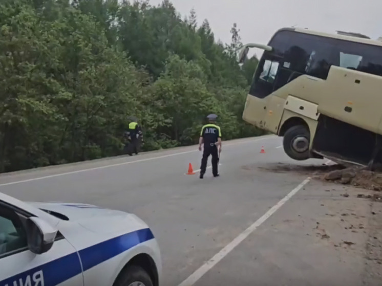 В Хабаровском крае на месте ДТП с автобусом ввели реверсивное движение