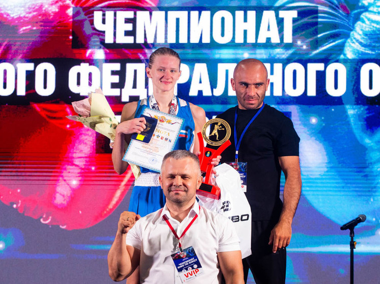 В Астрахани прошел чемпионат ЮФО по боксу среди мужчин и женщин