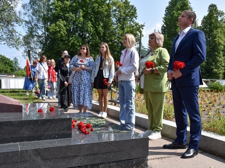В Холме открылся II Международный фестиваль патриотической песни