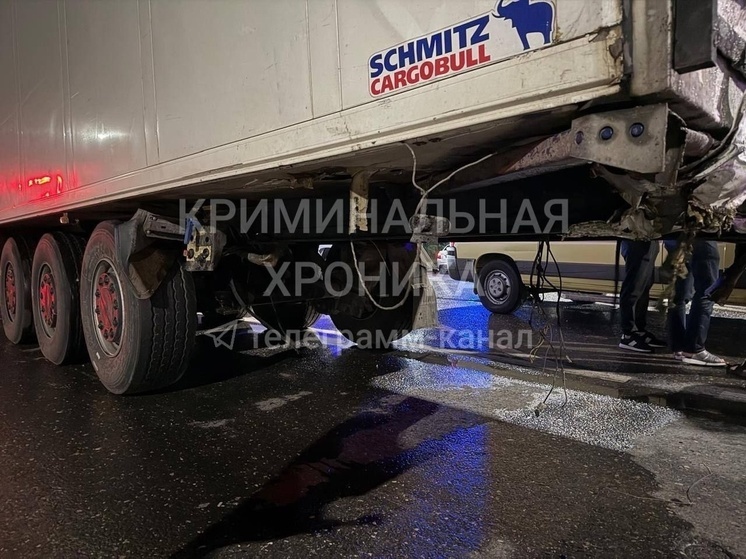  Три человека погибли в ДТП с участием двух грузовиков в Дагестане