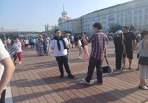 День города Улан-Удэ, который прошел 14 июня, завершился на площади Советов лазерным шоу «Путешествие в историю»