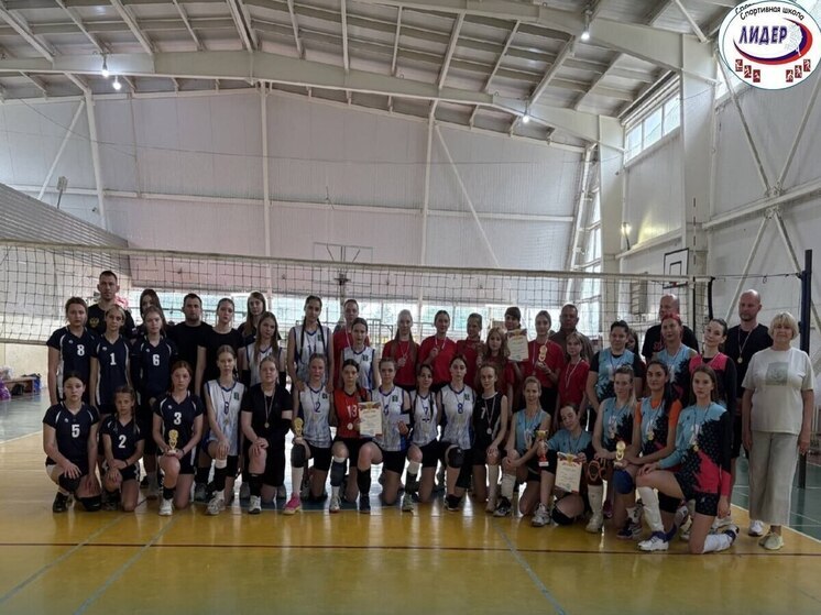Волейболистки из Хвастовичского района померялись мастерством