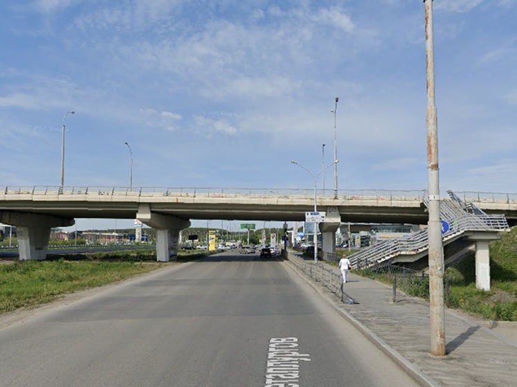 В Екатеринбурге перекроют мост над улицей Металлургов