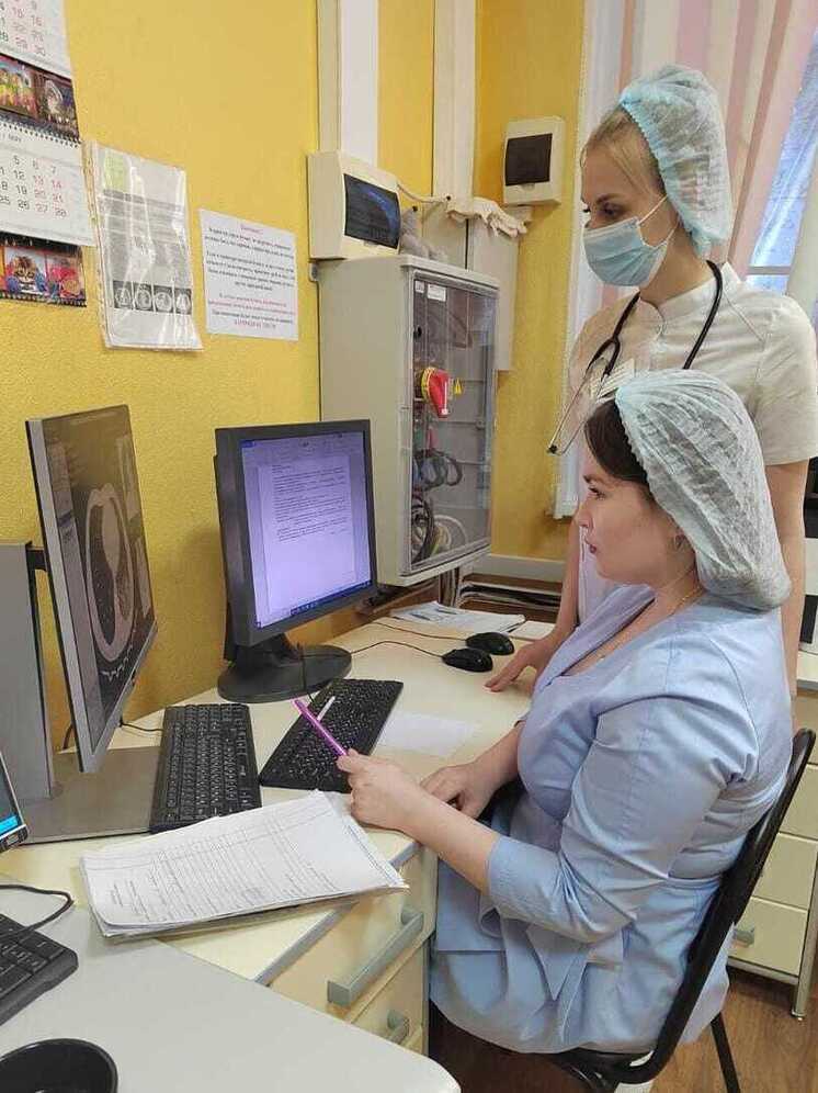 В Астраханской области открыто около 500 вакансий в здравоохранении