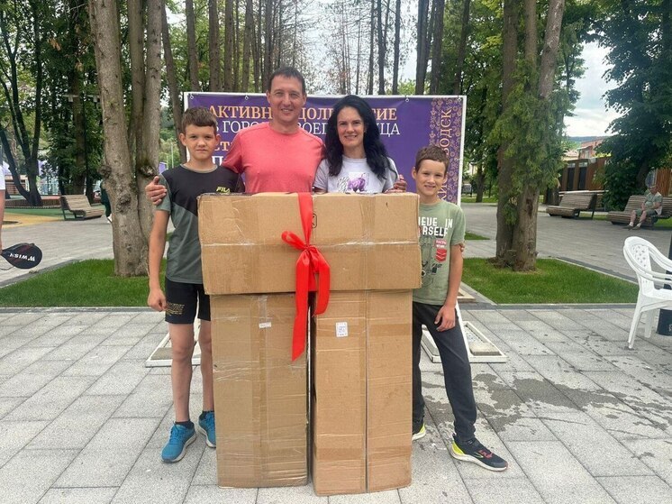 Гости из Самары получили подарки от администрации Кисловодска