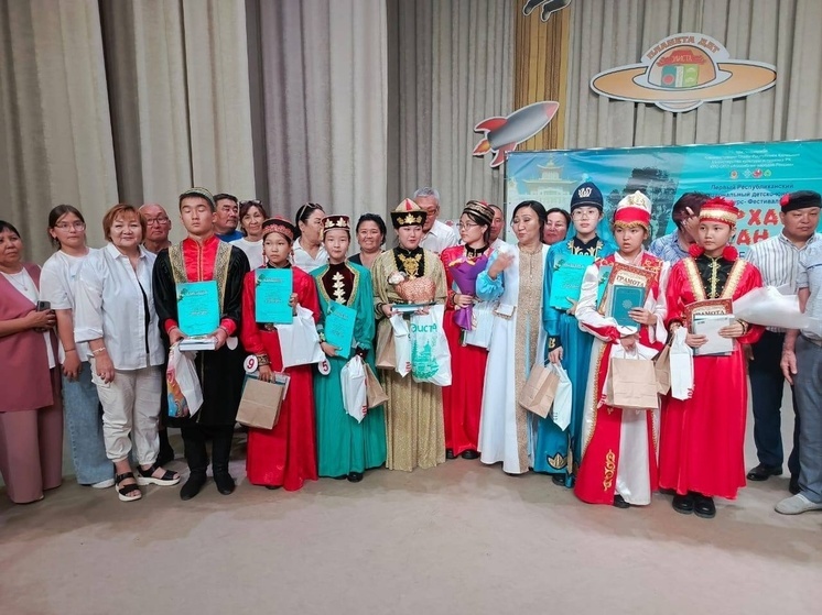 В Калмыкии победителям и призерам конкурса вручили баранов