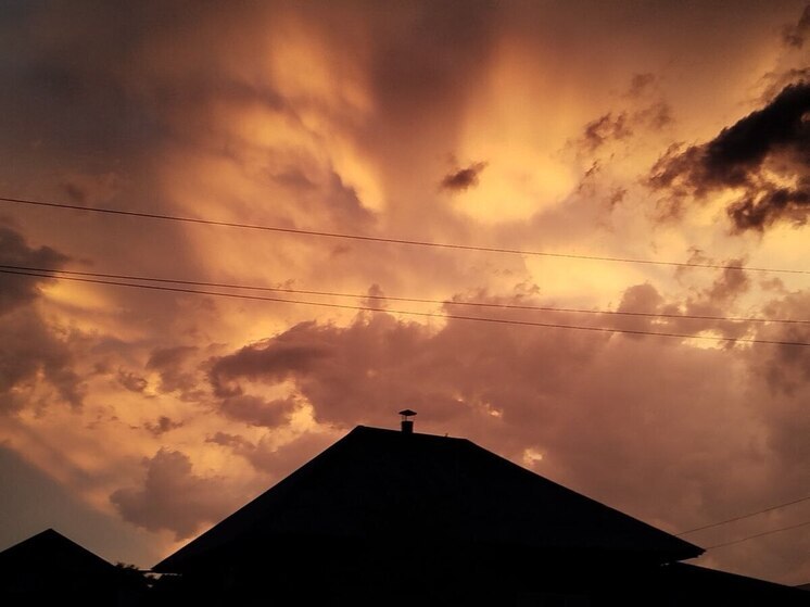 Жителей Хакасии предупредили о сильных грозах и ливнях с градом