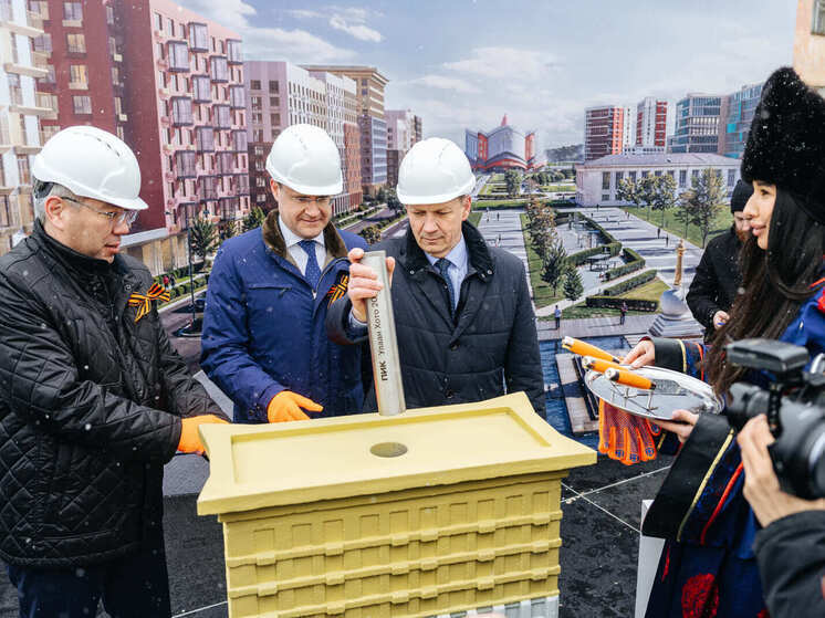 В 2025 году реализация мастер-планов городов Дальнего Востока заметно ускорилась — многие проекты уже выходят за пределы чертежей и получают реальное воплощение. Это и крупные социальные объекты, и новое комфортное жильё. 