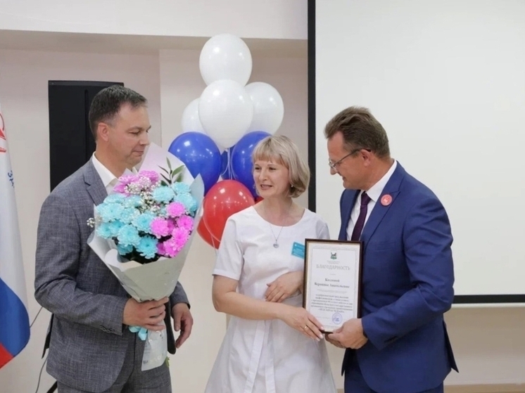 Депутаты думы Иркутска поздравили медработников с праздником