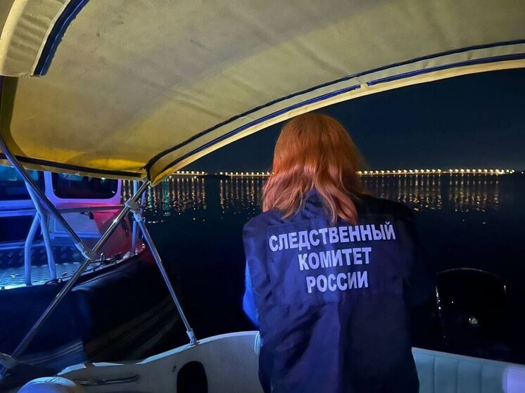 В Саратове у моста в Энгельс столкнулись два катера