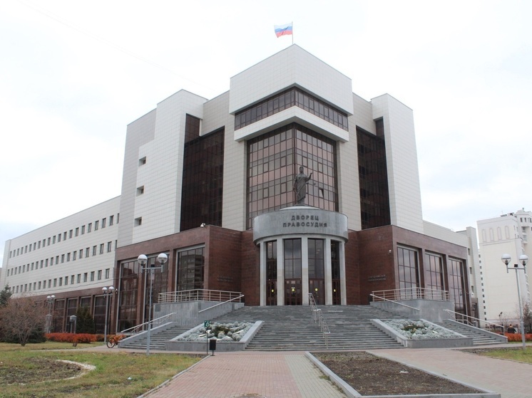 В Екатеринбурге суд оставил под стражей доцента кафедры из института МЧС