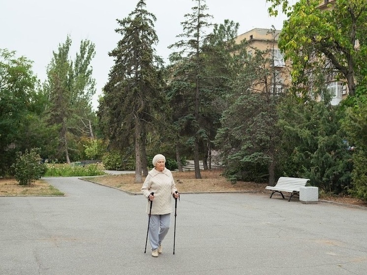 При мышечной слабости пожилым волгоградцам рекомендуют заняться спортом
