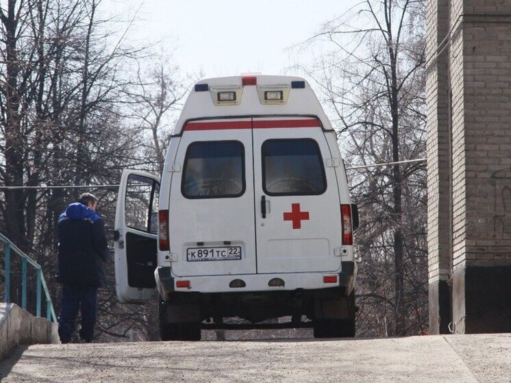 На Алтае после вдыхания газа из баллона скончался подросток
