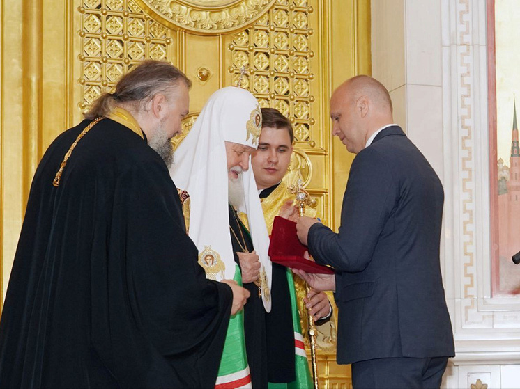 Патриарх Кирилл получил орден «За заслуги перед Калининградской областью»
