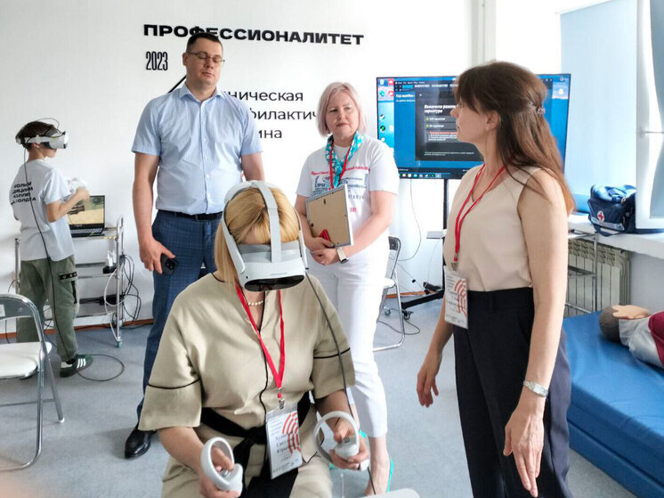 VR-тренажеры СамГМУ представили на медицинском полигоне в Тобольске