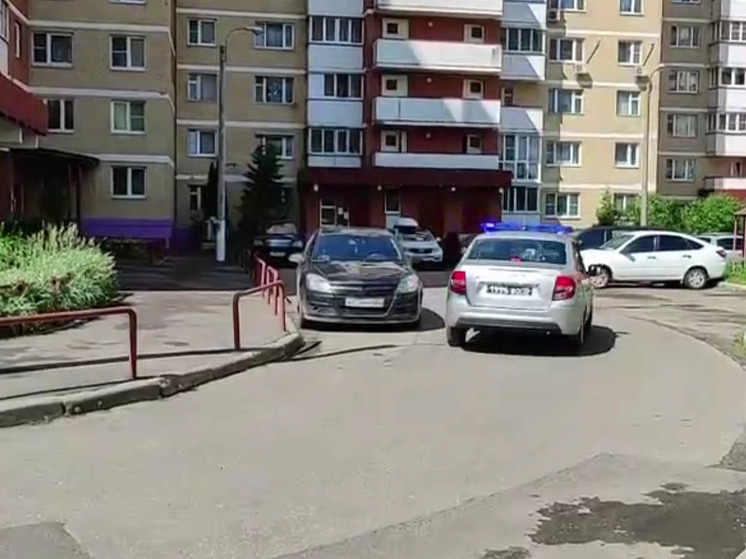 В Подмосковье мужчина ударил ножом соседей за то, что они его затопили