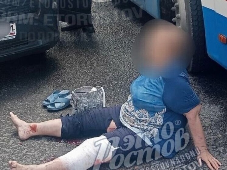В Ростове на проспекте Буденновском автомобиль наехал на своего водителя
