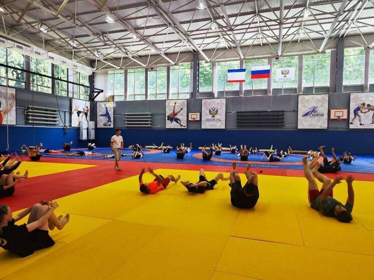 Юные дзюдоисты из Запорожья посетили интенсивные тренировки в Крыму