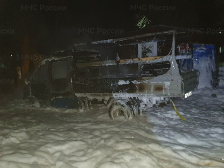 В херсонском селе Каланчак сгорел автомобиль