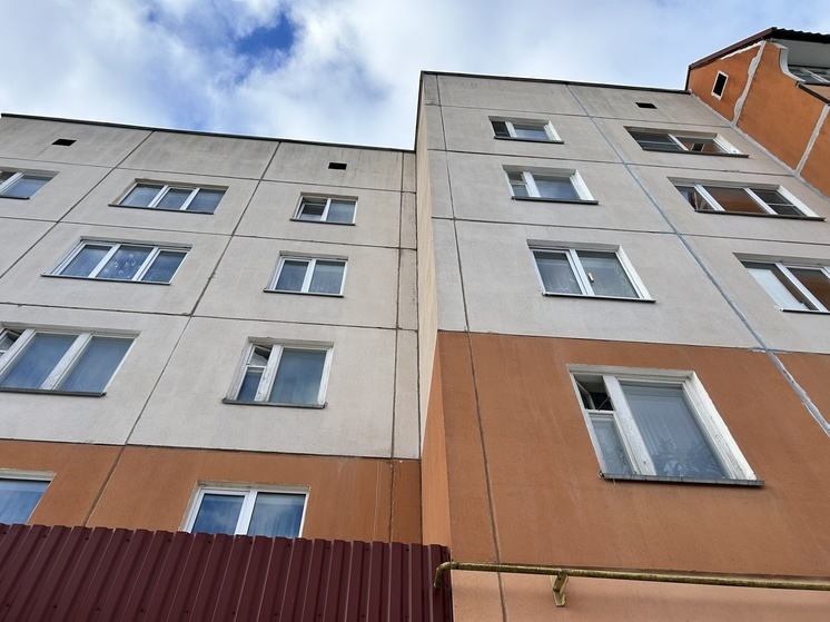 Прокуратура в Петербурге добилась устранения ЖКХ-нарушений в доме на улице Брянцева