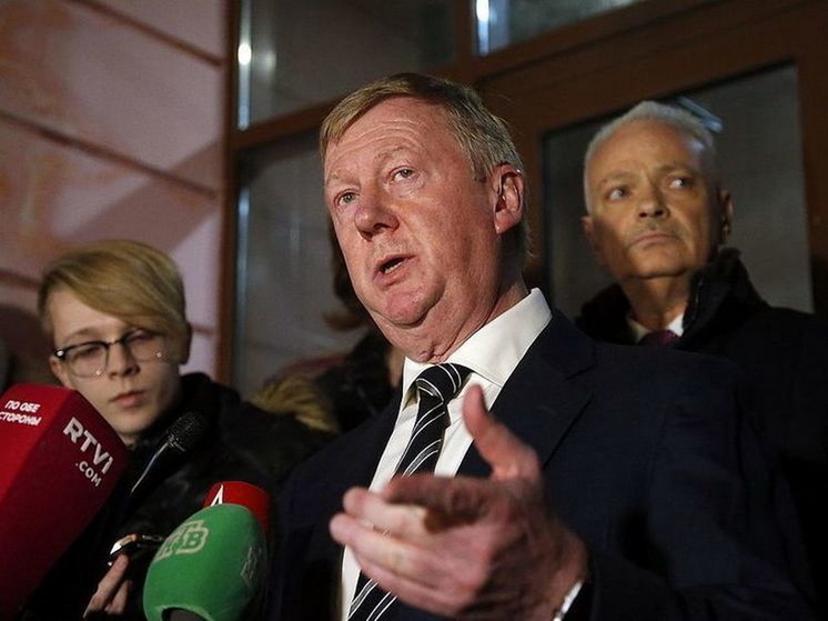 Депутат Госдумы намекнул отмечающему 70-летие Чубайсу на судьбу Березовского