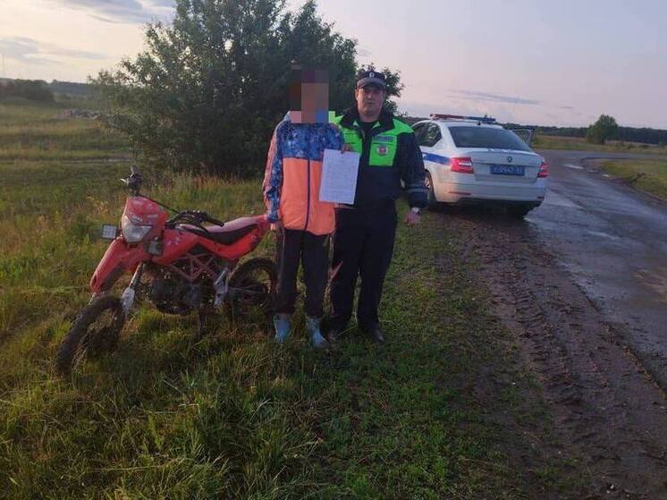  Сотрудники ГАИ поймали 16-летнего подростка на питбайке под Рязанью