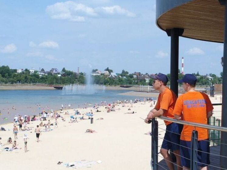 В Уфе спасли 15-летнего тонущего подростка