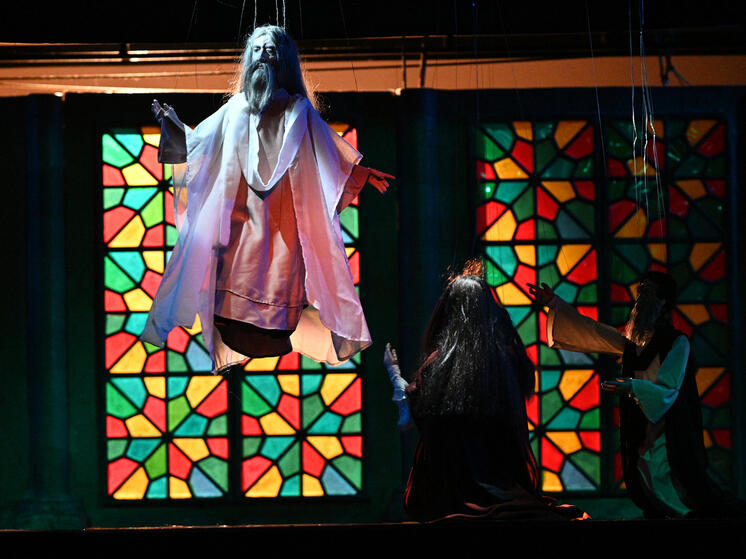 Иранский театр представил марионет-оперу впервые в Москве