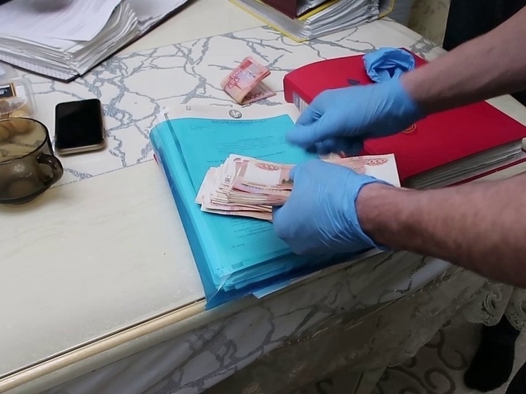 Экс-полицейский в Дагестане получил условный срок за мошенничество