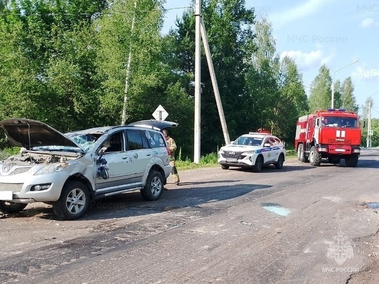 В столкновении Great Wall с УАЗиком под Износками пострадали люди