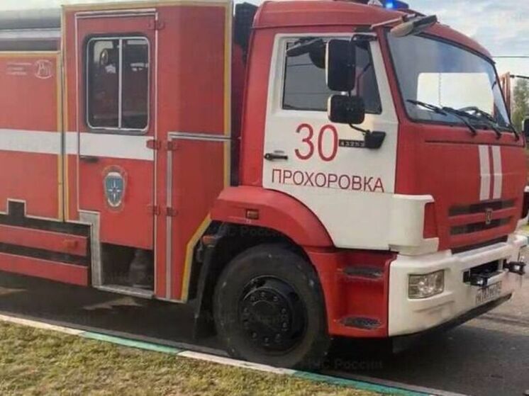 В Прохоровке из-за короткого замыкания электропроводки загорелась иномарка