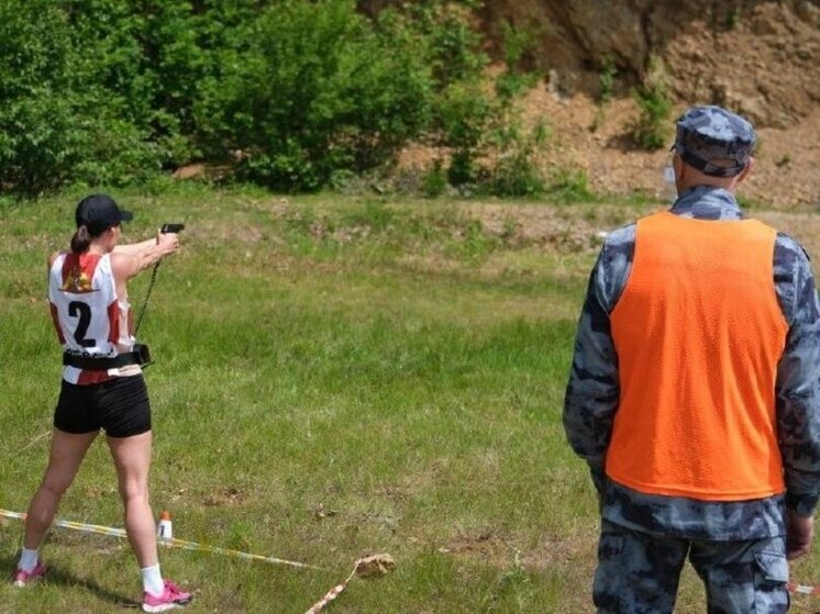 Спортсмены Росгвардии ЕАО взяли серебро и бронзу в служебном биатлоне