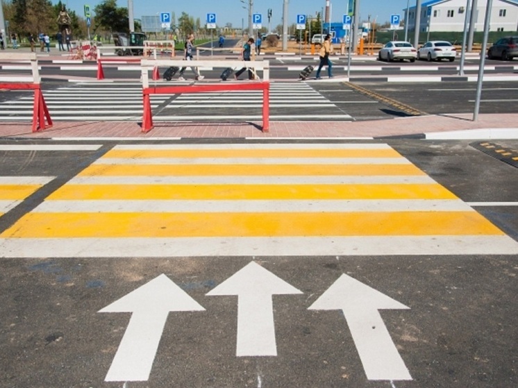 В городе Волжском Волгоградской области иномарка сбила пешехода