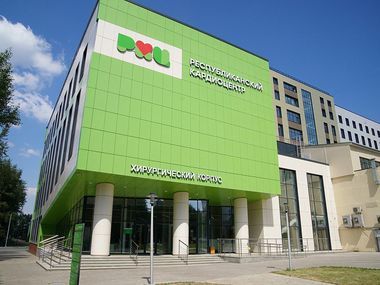 Здание хирургического комплекса занимает 35 тысяч квадратных метров.