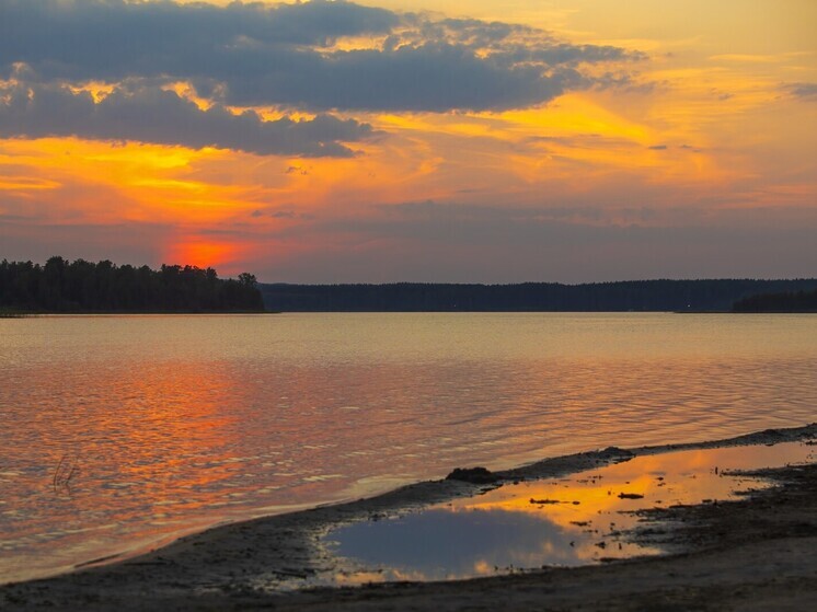 В Октябрьском районе утонул рыбак