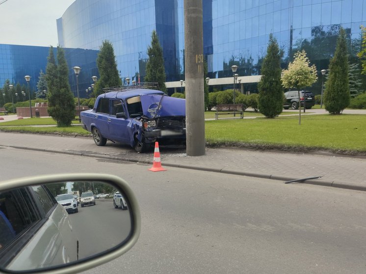 В Курске два человека пострадали в ДТП на Магистральной