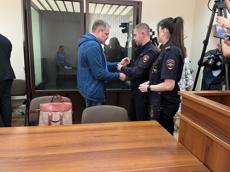 Кировский районный суд Екатеринбурга вынес приговор бывшему главе Дегтярска Вадиму Пильникову